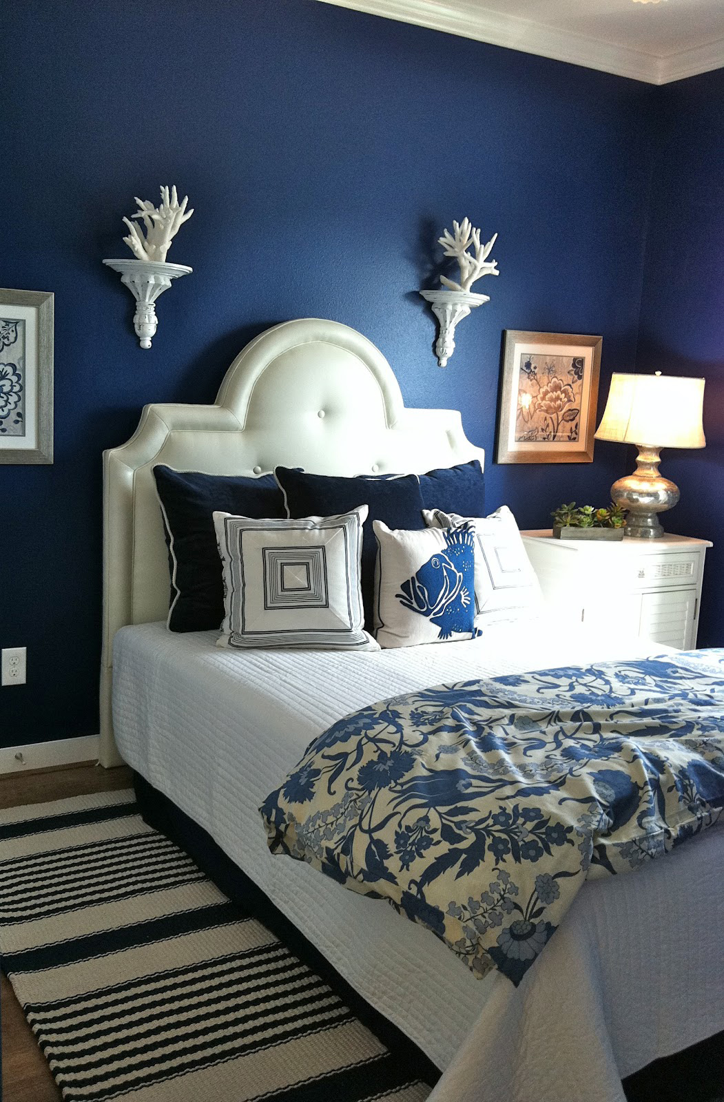 2. blue B