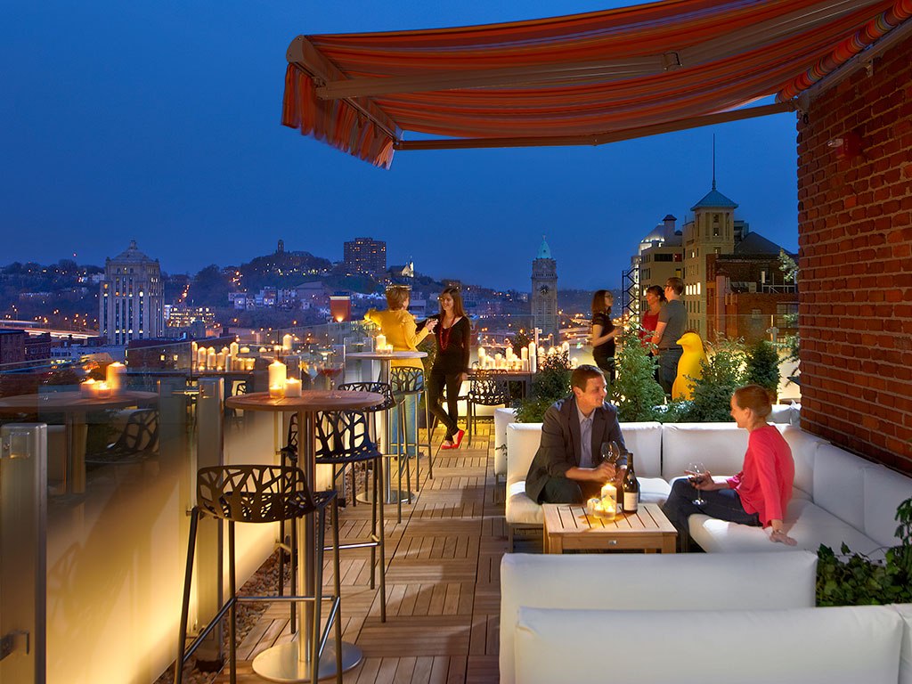 21c_Cincinnati_rooftop
